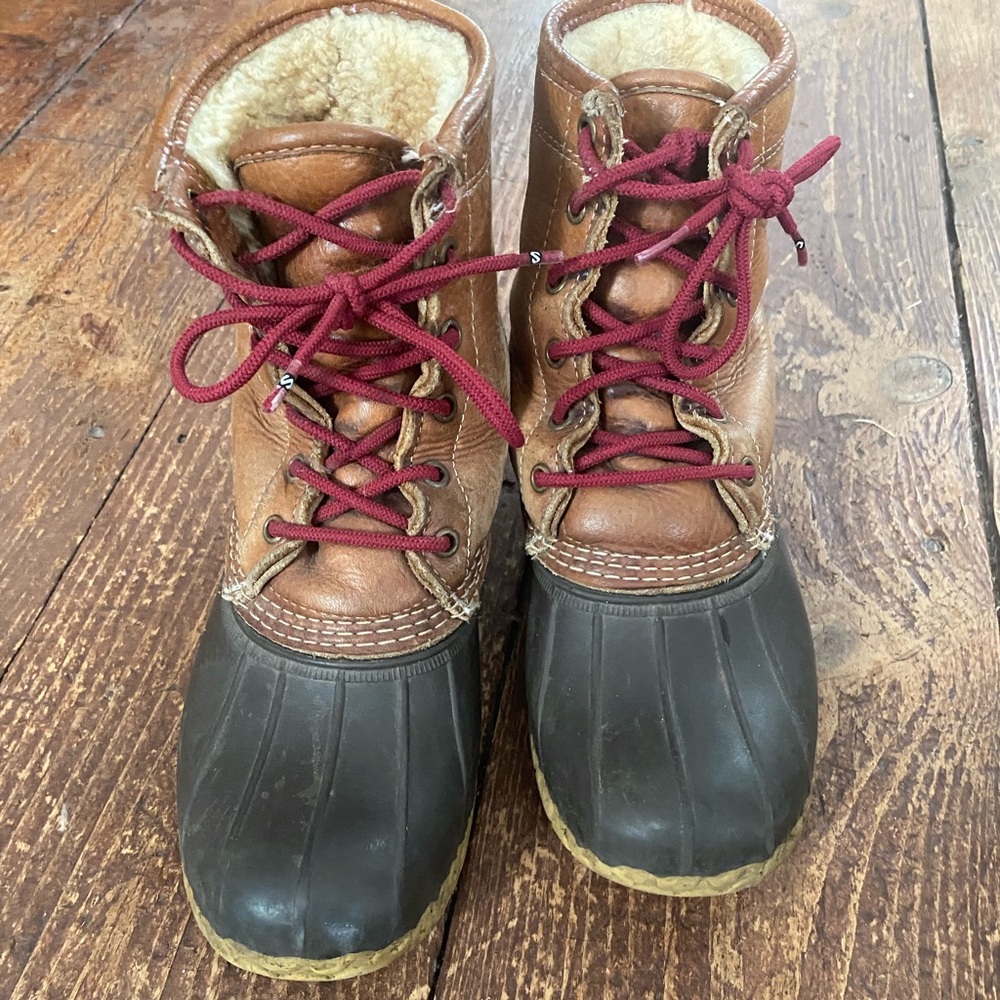 Women's Bean Boots | 8" Shearling Lined | Size 8, Wide D Width